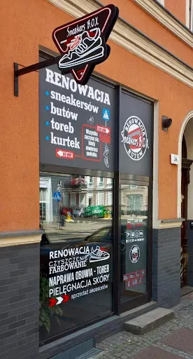 Sneakers BOX: renowacja naprawa butów.